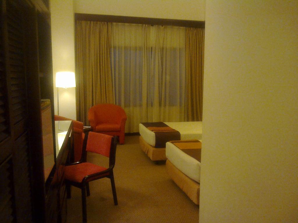 Rhr Hotel At Uniten Kajang Quarto foto