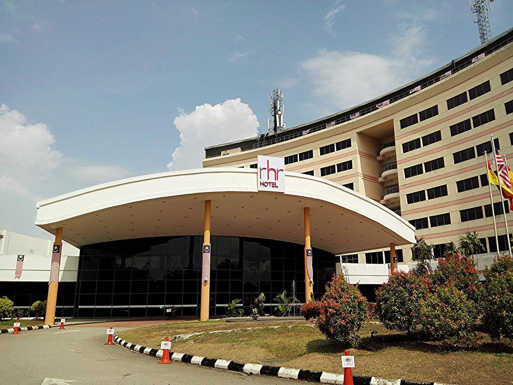Rhr Hotel At Uniten Kajang Exterior foto