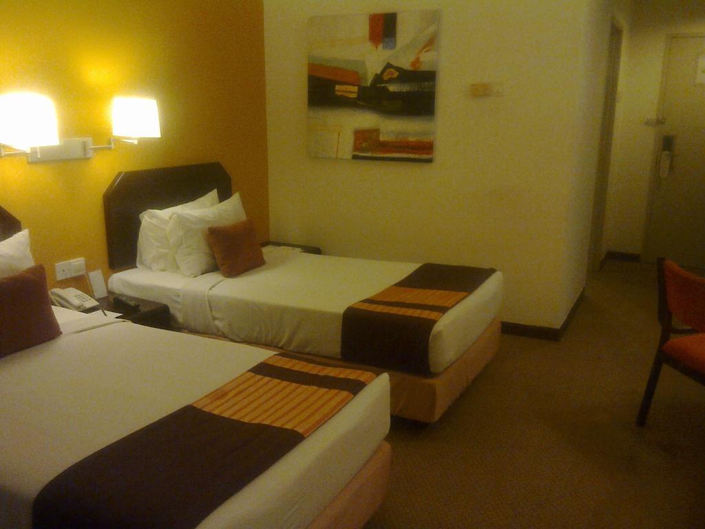 Rhr Hotel At Uniten Kajang Quarto foto