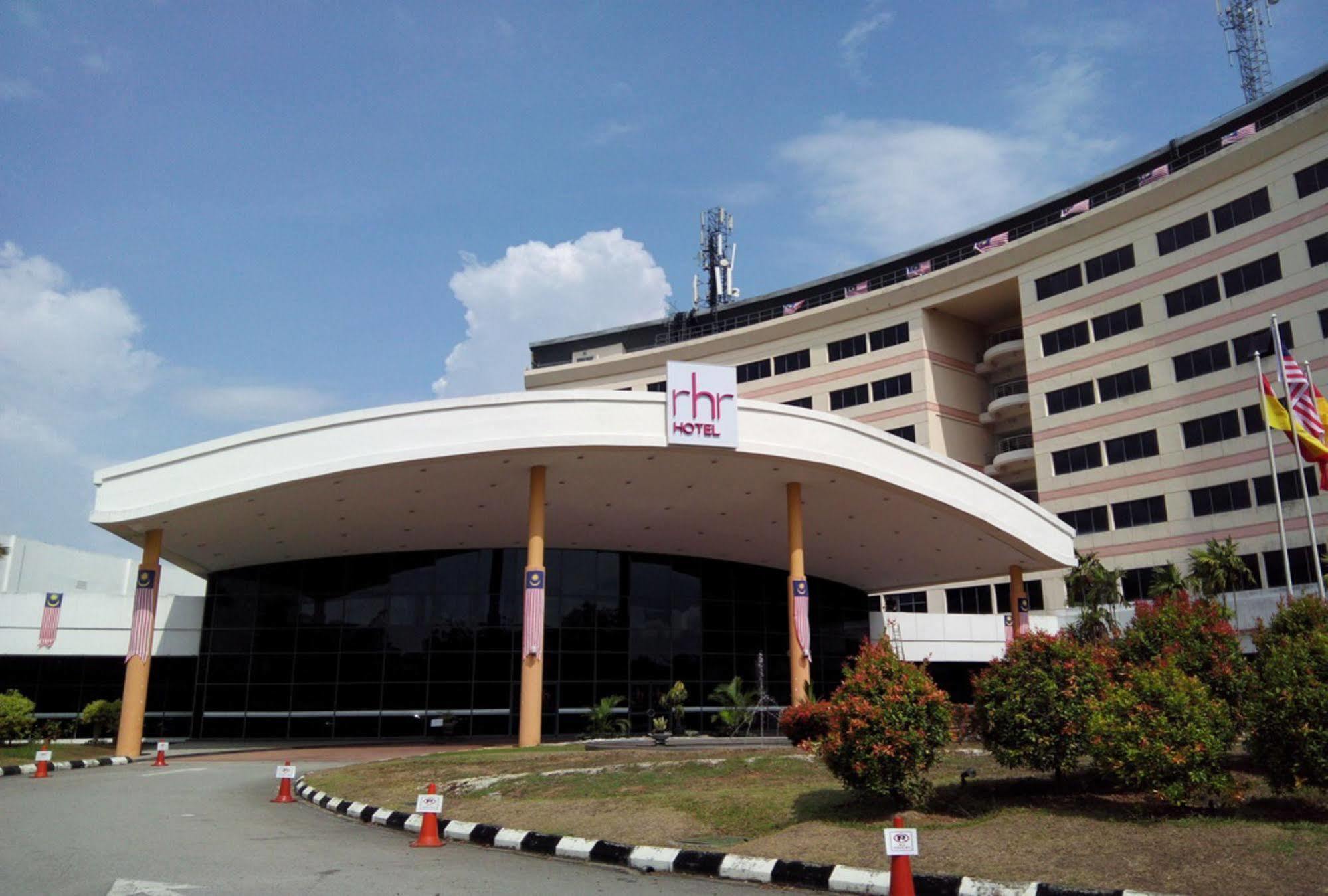 Rhr Hotel At Uniten Kajang Exterior foto